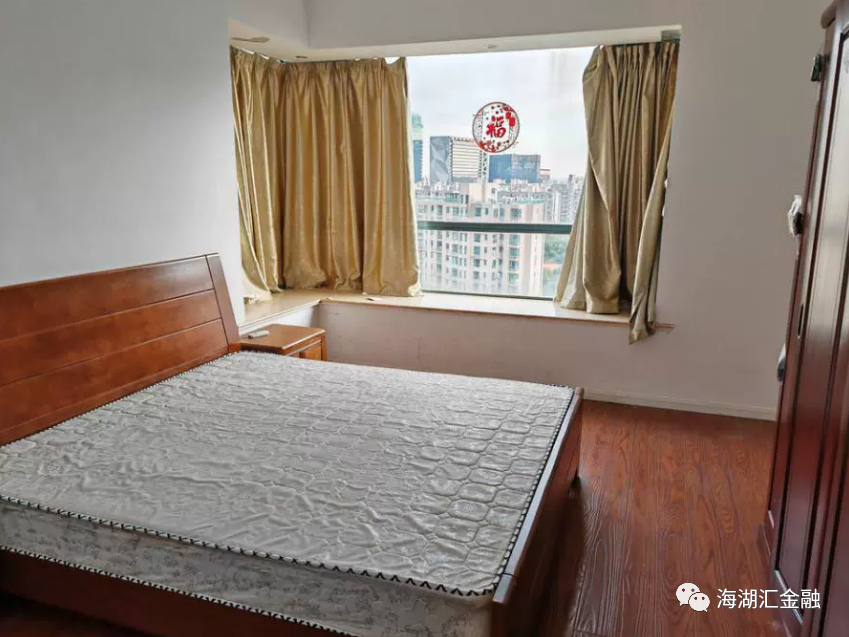 【法拍房】上海市浦东新区银霄路100弄2号1401室房产、地下室车位46室