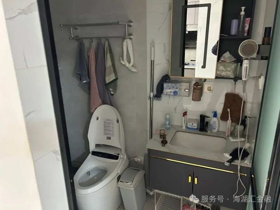 【海湖汇法拍房】 上海市浦东新区灵岩路56弄38号402室