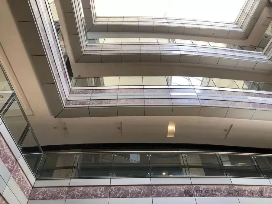 【海湖汇法拍房】二拍 上海市奉贤区金海公路3399号（两间店铺）