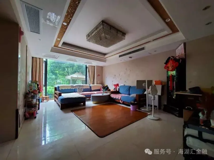 【海湖汇法拍房】上海市闵行区中春路8888弄130号全幢