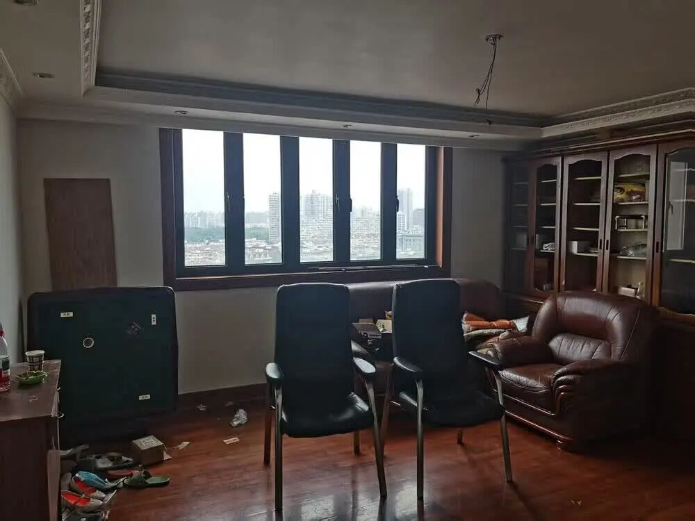 【海湖汇法拍房】上海市杨浦区双阳路502弄1号1201室